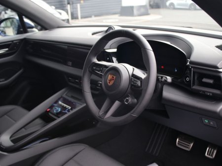 2026 Porsche Macan - photo 7
