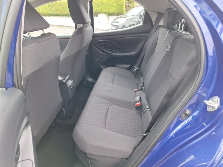 2023 Toyota Yaris - photo 8