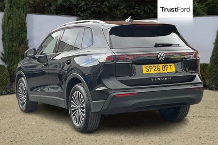 2026 Volkswagen Tiguan - photo 2