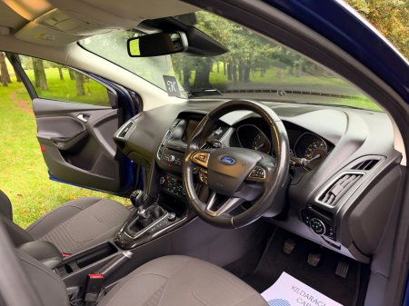 2016 Ford Focus - photo 24