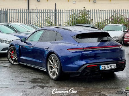 2023 Porsche Taycan - photo 2