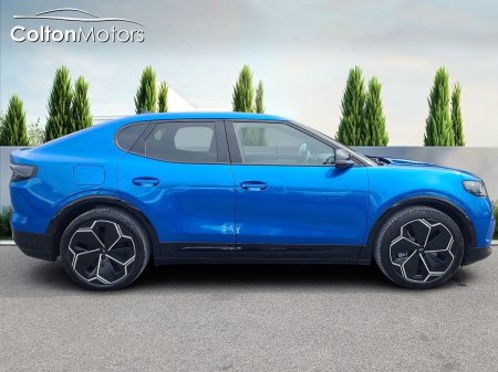 2026 Ford Capri - photo 3