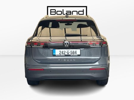 2024 Volkswagen Tiguan - photo 12