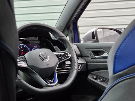 2023 Volkswagen Golf - photo 34