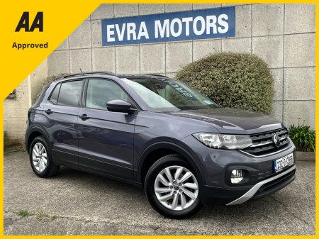 2023 Volkswagen T-Cross LIFE 1.0 PETROL MANUAL //REVERSE CAMERA//ADAPTIVE CRUISE CONTROL//