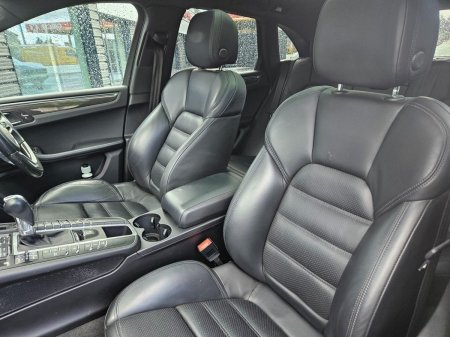 2021 Porsche Macan - photo 5