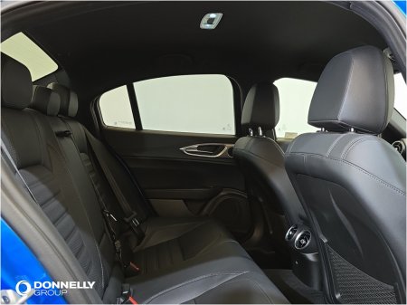 2025 Alfa Romeo Giulia - photo 11