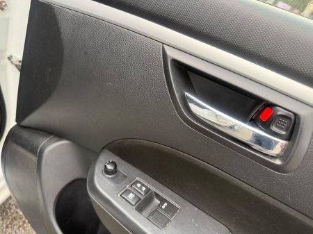 2012 Suzuki Swift - photo 6
