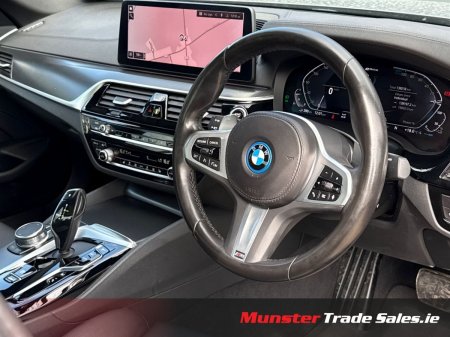 2023 BMW 5-Series - photo 16