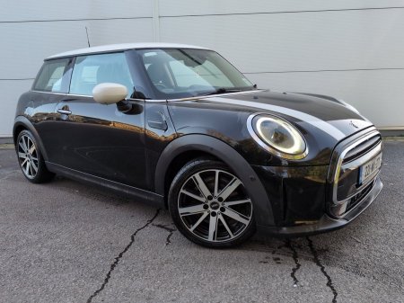 2022 Mini Cooper Cooper Classic 2 6sp 3dr
