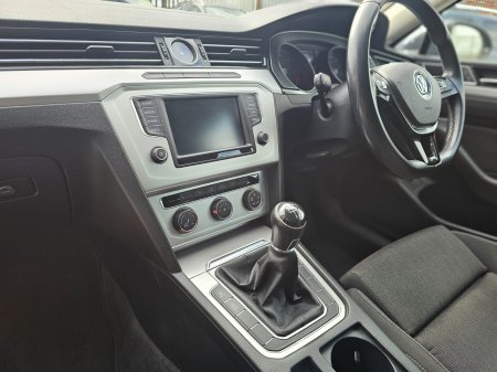 2016 Volkswagen Passat - photo 12