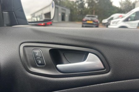 2017 Ford Kuga - photo 40