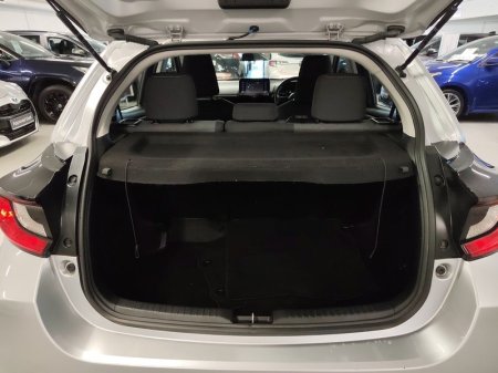2023 Toyota Yaris - photo 10
