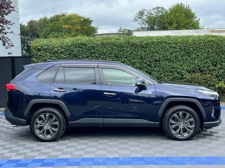 2022 Toyota RAV4 - photo 2