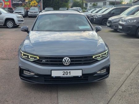 2020 Volkswagen Passat - photo 2
