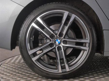 2024 BMW 1-Series - photo 14