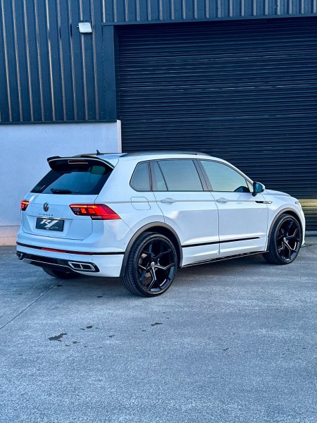 2020 Volkswagen Tiguan - photo 10