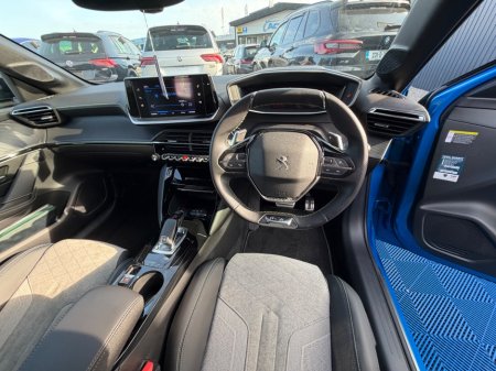 2021 Peugeot 208 - photo 19