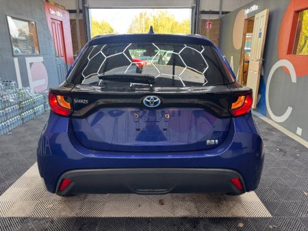 2021 Toyota Yaris - photo 4