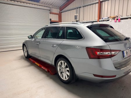 2018 Skoda Superb - photo 5