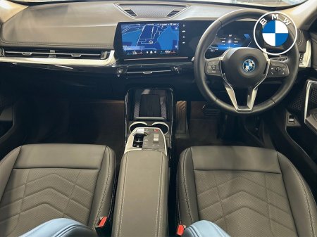2026 BMW iX1 - photo 4