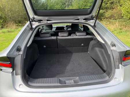 2023 Toyota Prius - photo 18