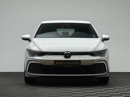 2023 Volkswagen Golf - photo 2