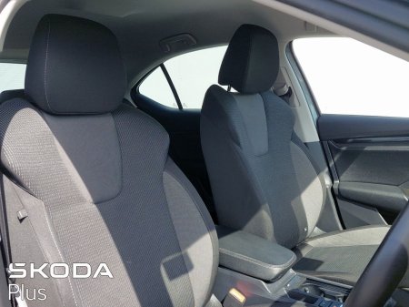 2022 Skoda Octavia - photo 26