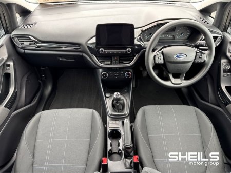 2021 Ford Fiesta - photo 3