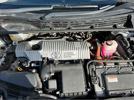 2014 Toyota Prius - photo 16