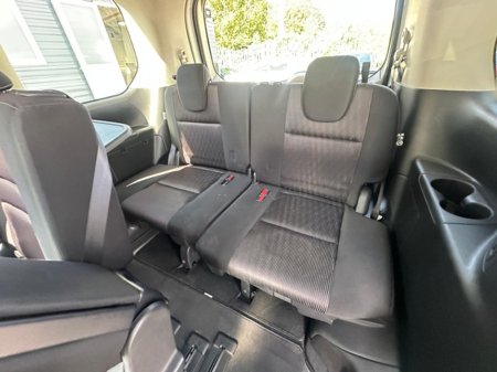 2016 Nissan Serena - photo 14