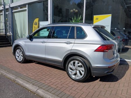 2022 Volkswagen Tiguan - photo 5