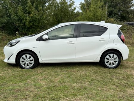 2018 Toyota Aqua - photo 6