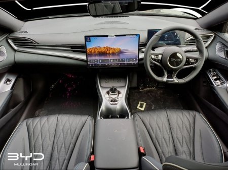 2026 BYD SEAL - photo 2