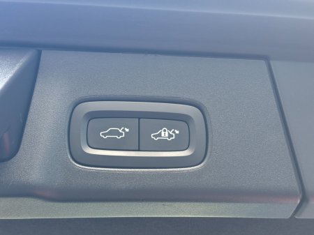 2020 Volvo V90 - photo 18