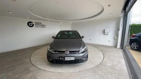 2020 Volkswagen Golf - photo 2