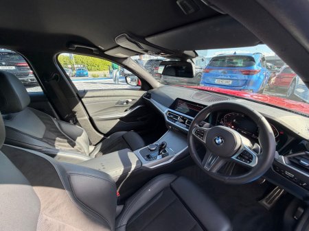 2021 BMW 3-Series - photo 18