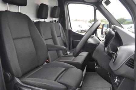 2022 Mercedes-Benz Sprinter - photo 3