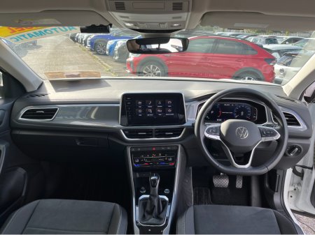 2023 Volkswagen T-Roc - photo 14