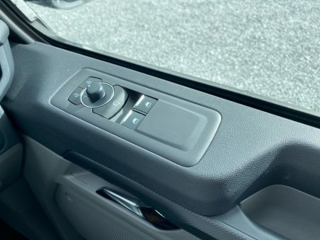 2026 Ford Transit Custom - photo 17