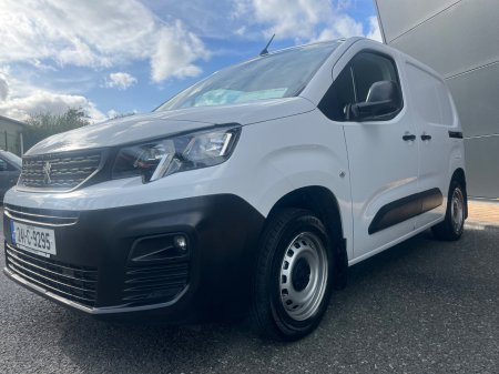2024 Peugeot Partner - photo 2