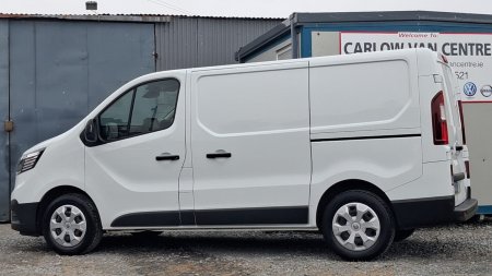 2022 Renault Trafic - photo 5