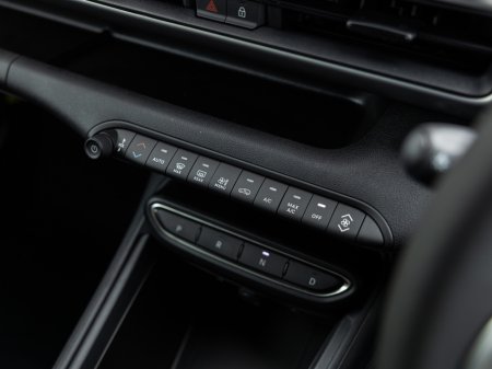 2026 Jeep Avenger - photo 16