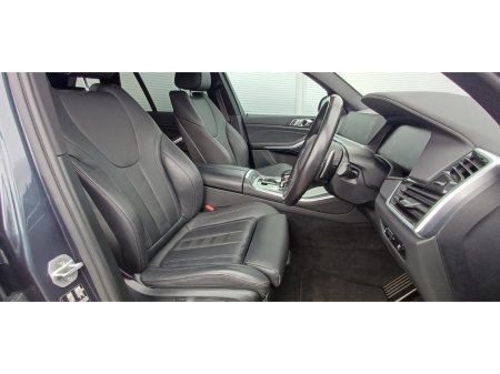 2022 BMW X5 - photo 6