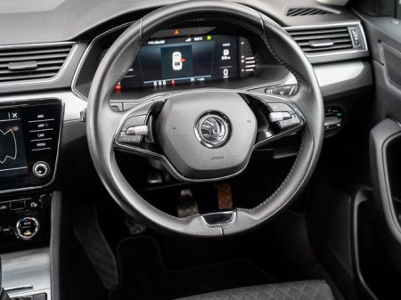 2022 Skoda Superb - photo 11