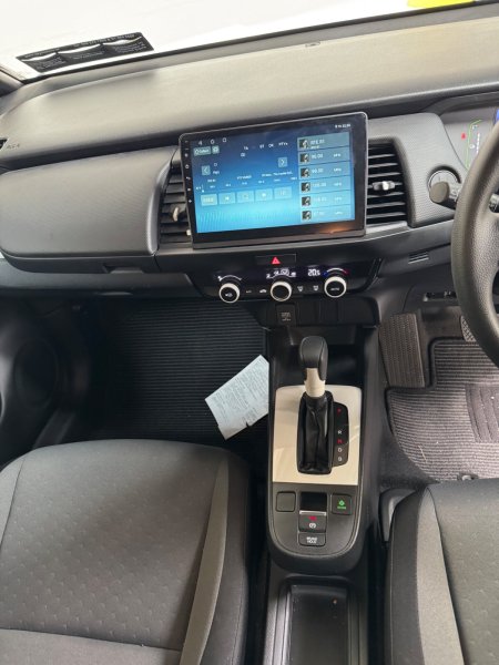 2021 Honda Fit - photo 9