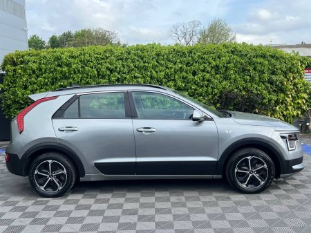 2023 Kia Niro - photo 2