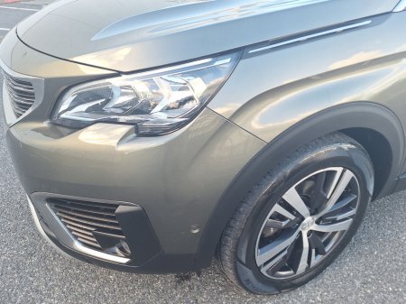 2018 Peugeot 5008 - photo 37