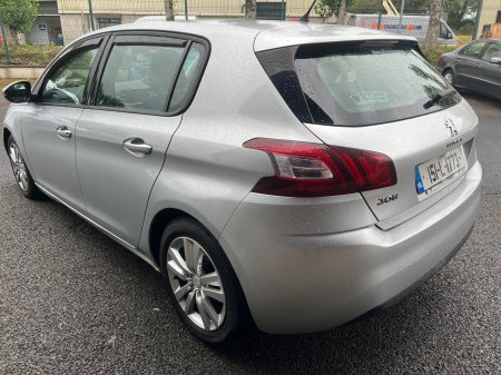 2015 Peugeot 308 - photo 4