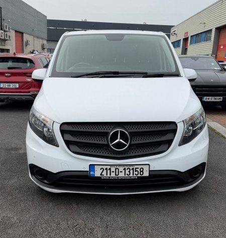 2021 Mercedes-Benz Vito - photo 2